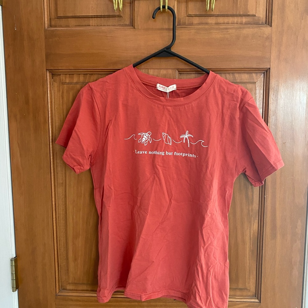 T-shirt with sea print